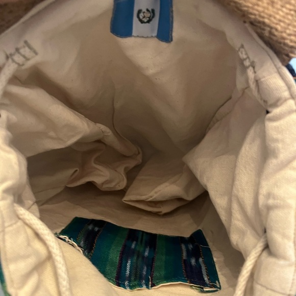 Taaluma Totes Backpack Guatemala - Picture 5 of 7